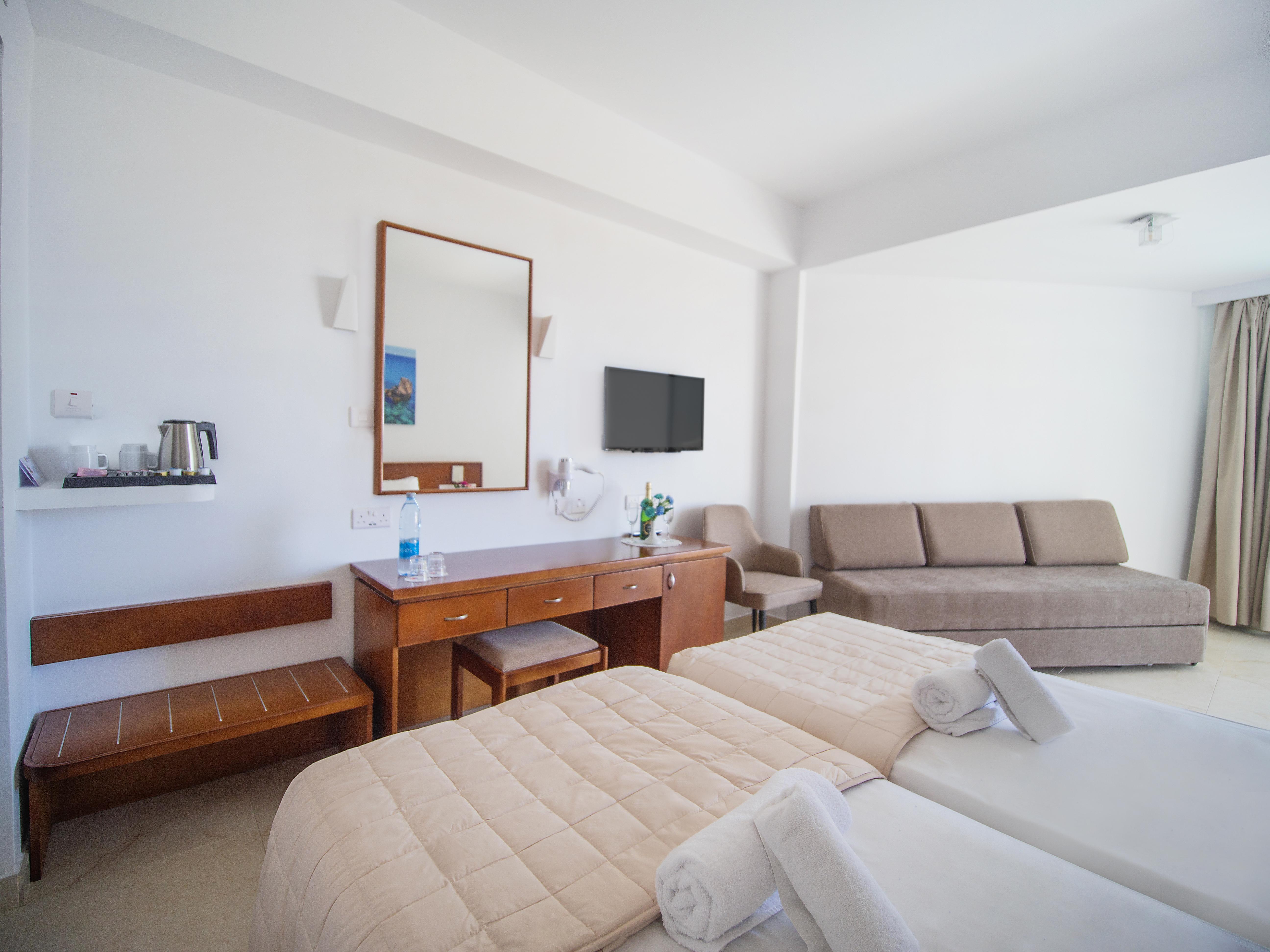 Avlida Hotel Paphos Exterior photo